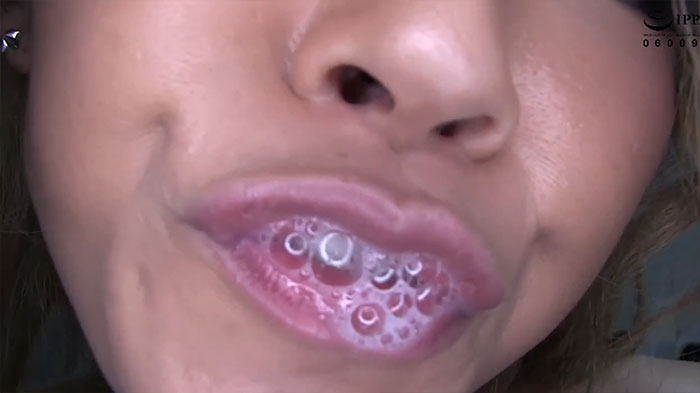 唾液溜め