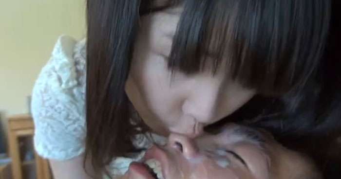 鼻舐め