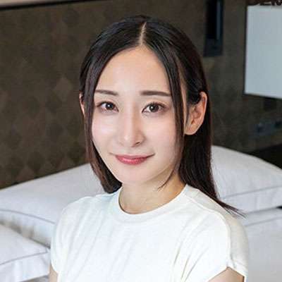 足立友梨